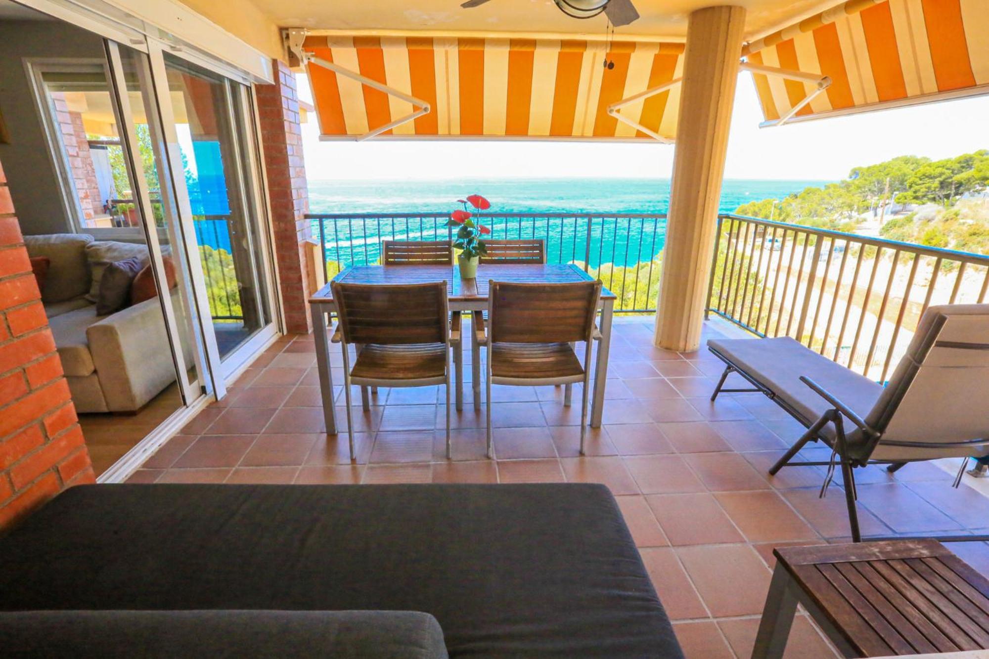 Cabo Palos 4 2 2 Only Families Salou Ngoại thất bức ảnh